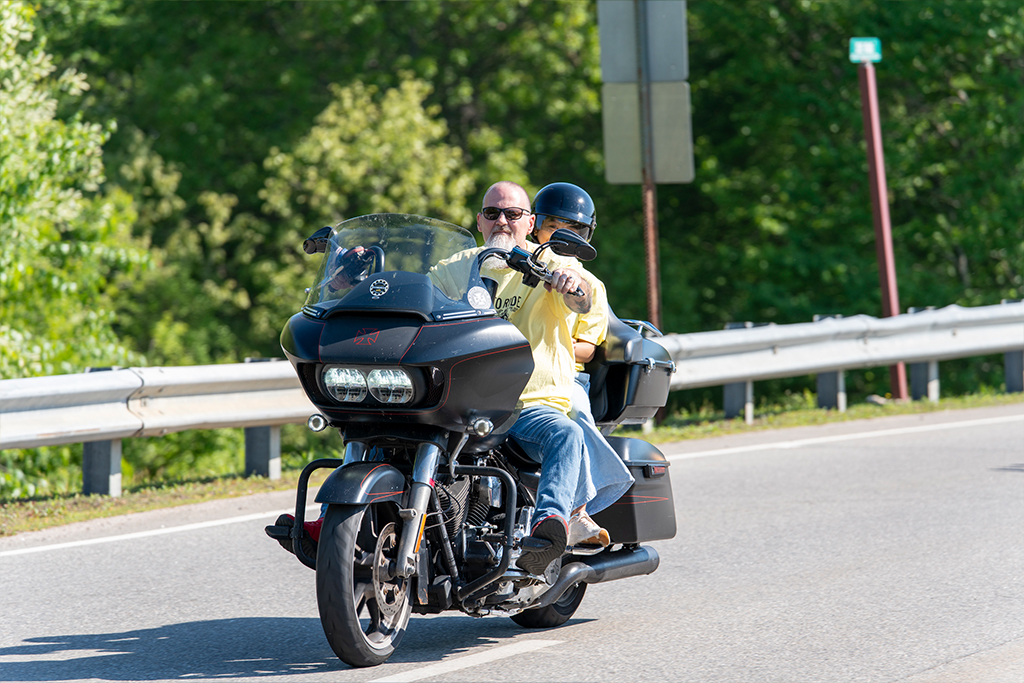 Care To Ride 0124